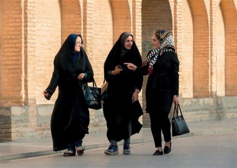  Beyond the Veil: Discovering Iranian Societal Structures Through an Intimate Lens